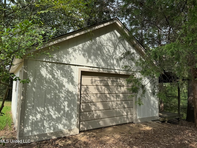 view of outdoor structure featuring a garage