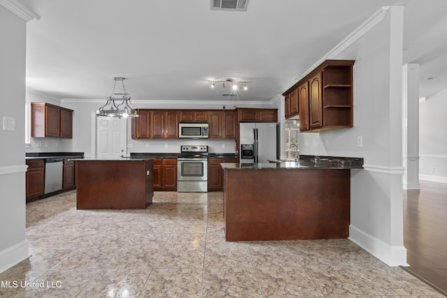 kitchen with a peninsula, stainless steel appliances, crown molding, open shelves, and a sink