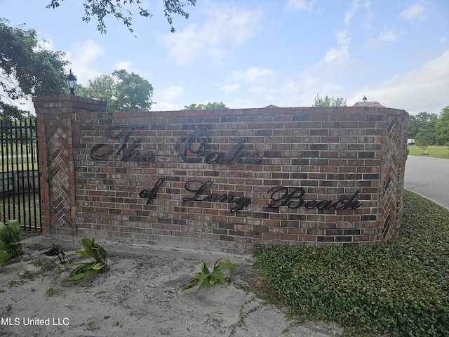 21 Oak Alley Ln, Long Beach, MS 39560 - view of community sign