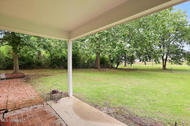 view of yard with a patio area