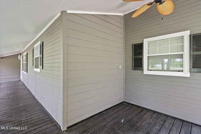 315 Wilson Welch Rd, Mendenhall, MS 39114 - wooden deck with ceiling fan