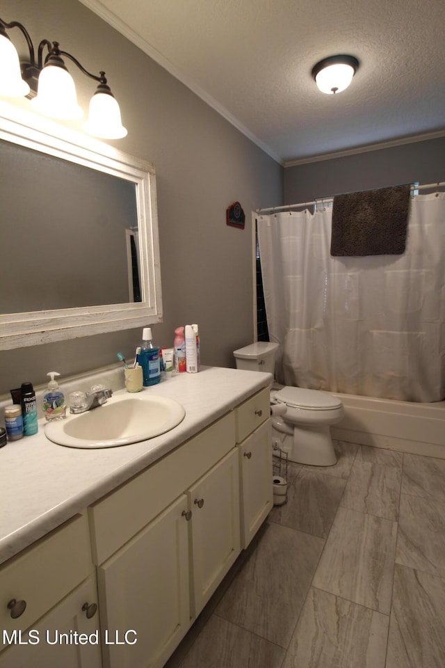 full bathroom featuring toilet, vanity, shower / tub combo, crown molding, and a textured ceiling