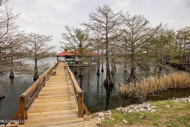 dock area featuring a water view