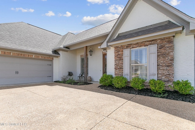 single story home featuring a garage