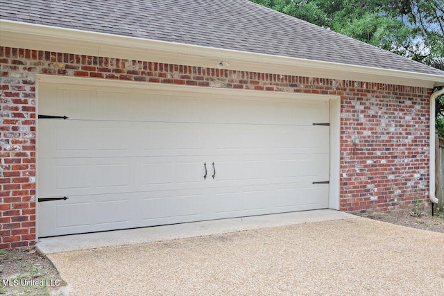 207 Keystone Pl, Brandon, MS 39042 - garage with concrete driveway