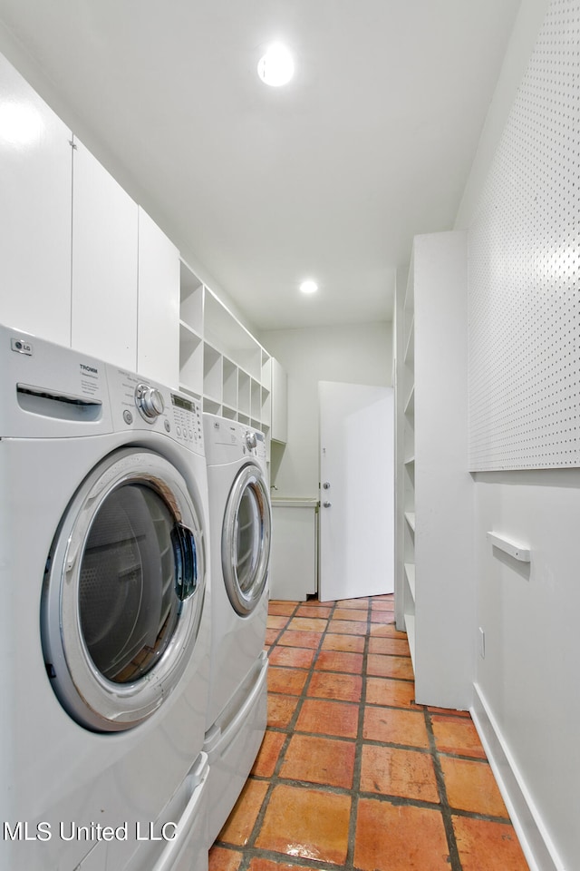 laundry room featuring washer and dryer