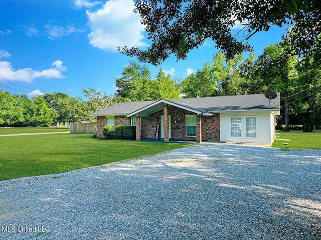 113 Richardson Rd, Picayune, MS 39466 - view of front of property featuring gravel driveway