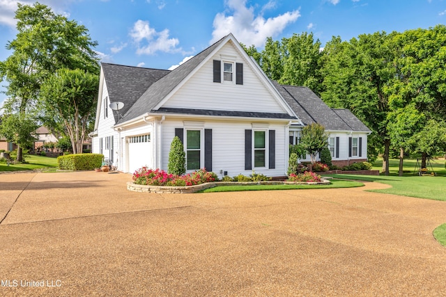9194 Rosalie Cv, Olive Branch, MS 38654 - traditional-style house with concrete driveway, a garage, a shingled roof, and a front lawn