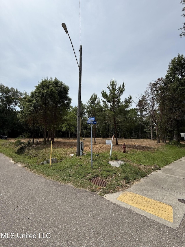 00 S Central Ave, Waveland, MS 39576