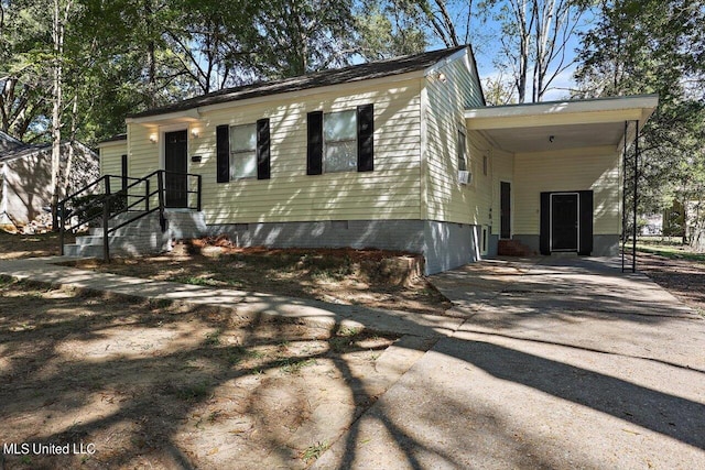 view of front of house