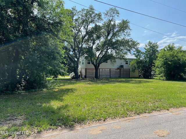 205 Magnolia Ave, Pass Christian, MS 39571