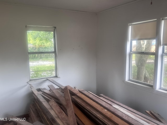 1003 41st Ave, Gulfport, MS 39501 - staircase featuring ornamental molding