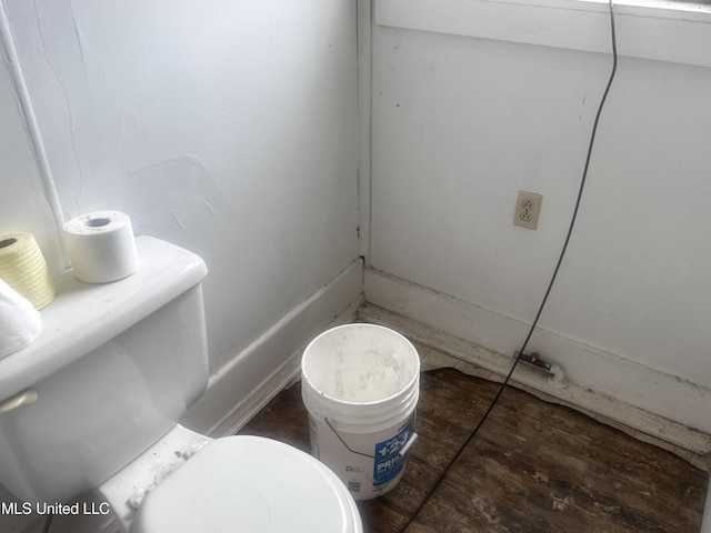 1003 41st Ave, Gulfport, MS 39501 - half bathroom featuring toilet