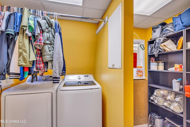 laundry room with independent washer and dryer