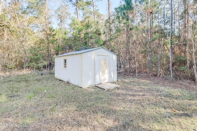 view of outbuilding