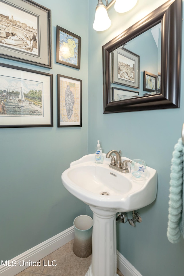 bathroom with sink