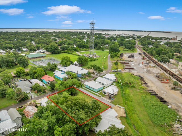 306 Union St, Bay Saint Louis, MS 39520