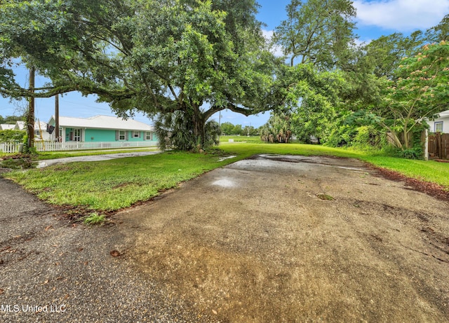 306 Union St, Bay Saint Louis, MS 39520