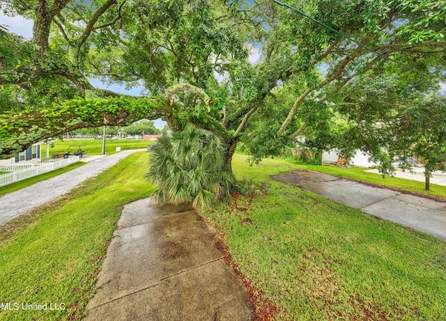 306 Union St, Bay Saint Louis, MS 39520