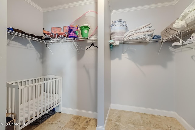 112 Vista Dr, Pass Christian, MS 39571 - view of spacious closet