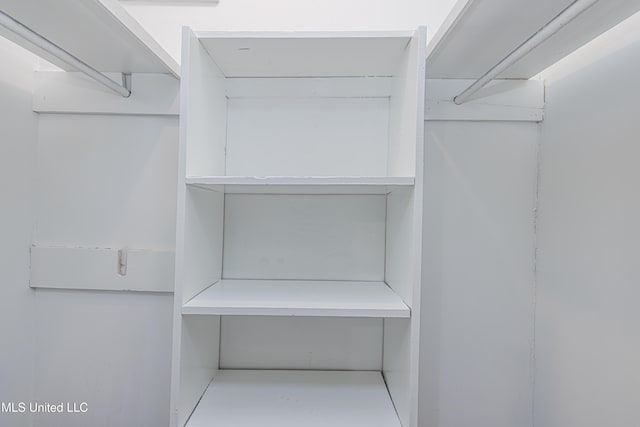 27 Wisteria Ct, Jackson, MS 39204 - view of spacious closet