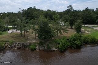 Woodland Cir, Biloxi, MS 39532