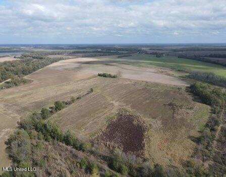 Silent Shade Rd, Belzoni, MS 39038