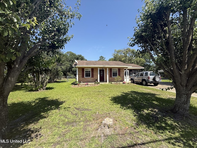 2006 Eden St, Pascagoula, MS 39581 - view of front of property featuring brick siding