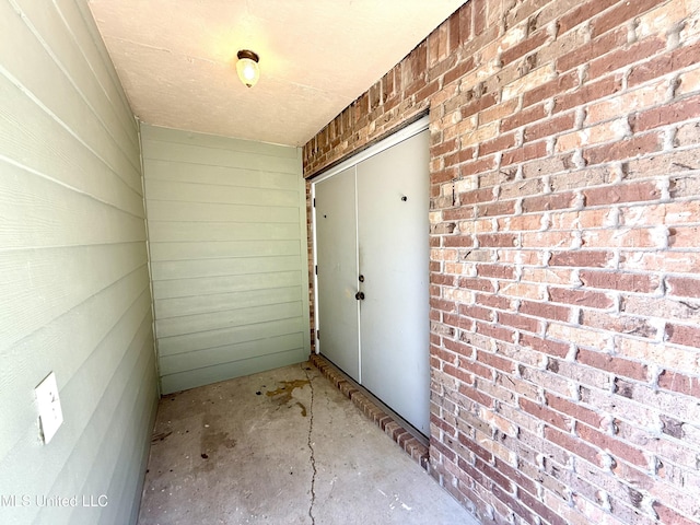2006 Eden St, Pascagoula, MS 39581 - view of property entrance