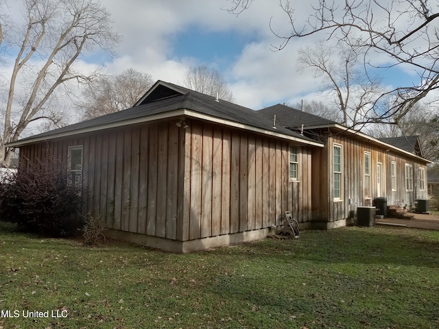103 Park Ave, Indianola, MS 38751 - view of home's exterior with a lawn and cooling unit