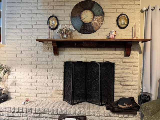 room details featuring a fireplace