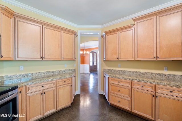 7672 N Rigmoore Pt, Olive Branch, MS 38654 - kitchen featuring stainless steel electric stove, arched walkways, a chandelier, crown molding, and dark tile patterned floors