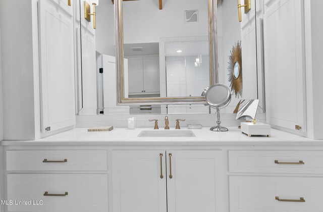 bathroom with vanity