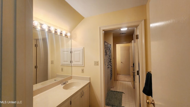 11 Aberdeen Rd, Natchez, MS 39120 - full bathroom featuring vanity and tile patterned floors