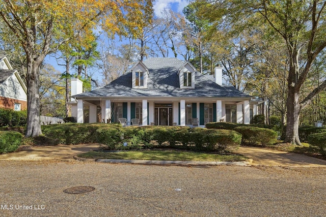 view of front of home featuring a porch