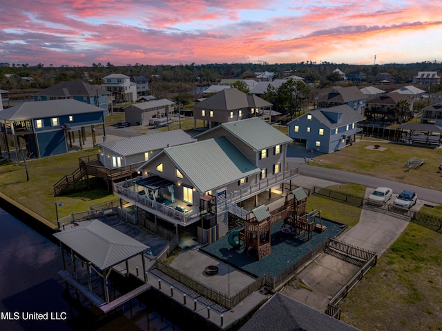 view of aerial view at dusk