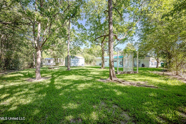 209 Audrey Cir, Ocean Springs, MS 39564 - view of grassy yard