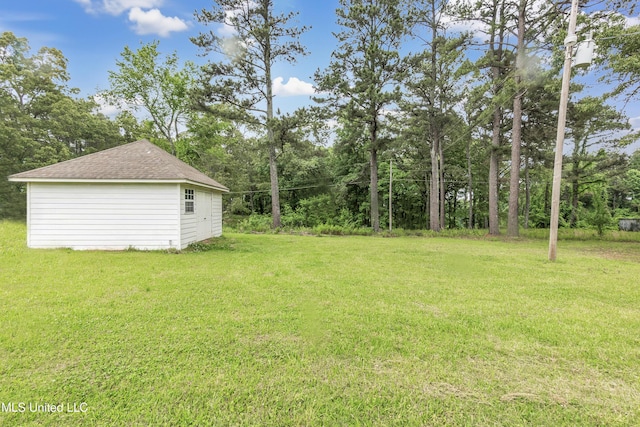 700 Martin Luther King Jr Dr, Holly Springs, MS 38635 - view of grassy yard with an outdoor structure