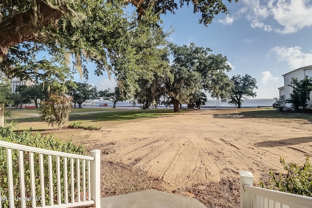 view of yard featuring a water view