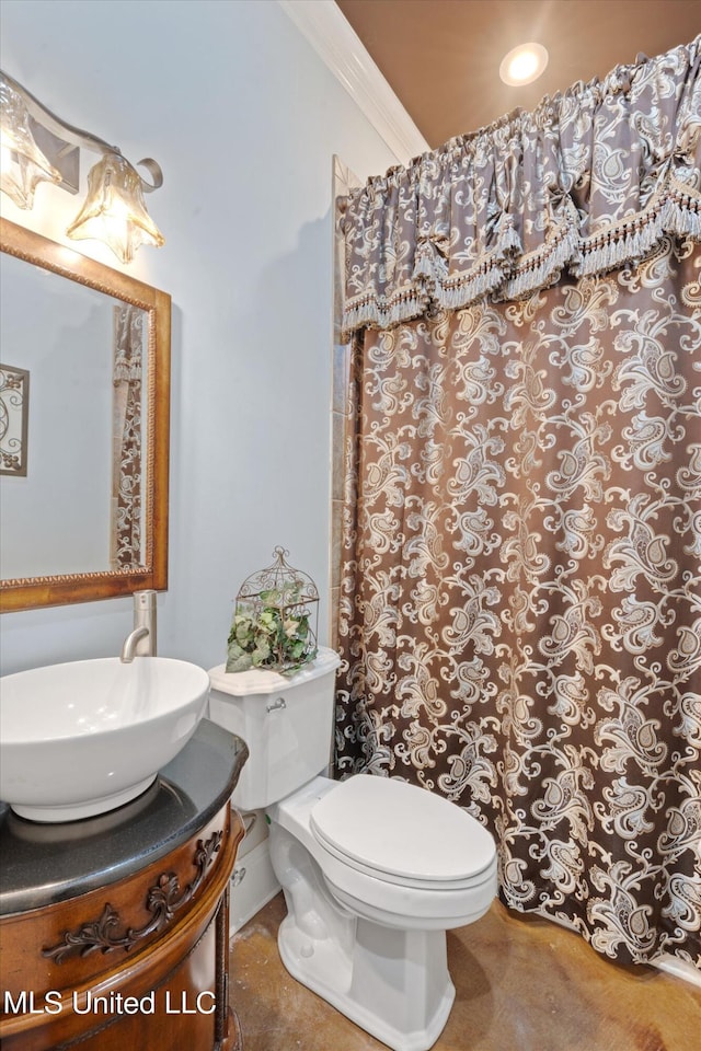 bathroom with vanity, a shower with shower curtain, ornamental molding, and toilet