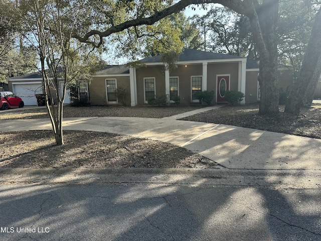 view of front of home featuring covered porch