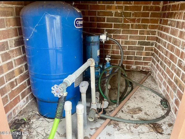 1517 Oak Leaf Cir, Gautier, MS 39553 - view of utilities