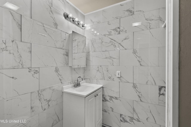 1609 SW Linda Dr, Clinton, MS 39056 - bathroom featuring vanity and ornamental molding
