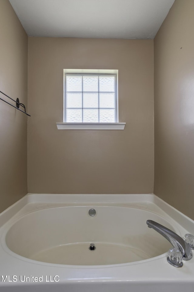 1013 Brashears Pt, Ridgeland, MS 39157 - full bath with a bath