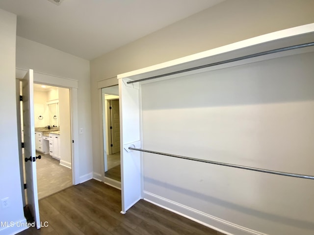 182 Sweetbriar Cir, Canton, MS 39046 - view of closet