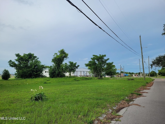 426 Heidenheim Ave, Biloxi, MS 39530