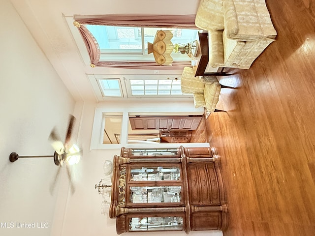 5 Spruce St, Oakland, MS 38948 - interior space