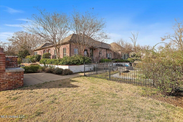 view of yard with fence