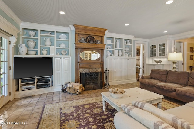 315 N St, Lexington, MS 39095 - living area featuring a fireplace, built in features, ornamental molding, and recessed lighting