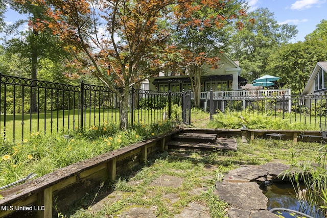 315 N St, Lexington, MS 39095 - view of yard with fence